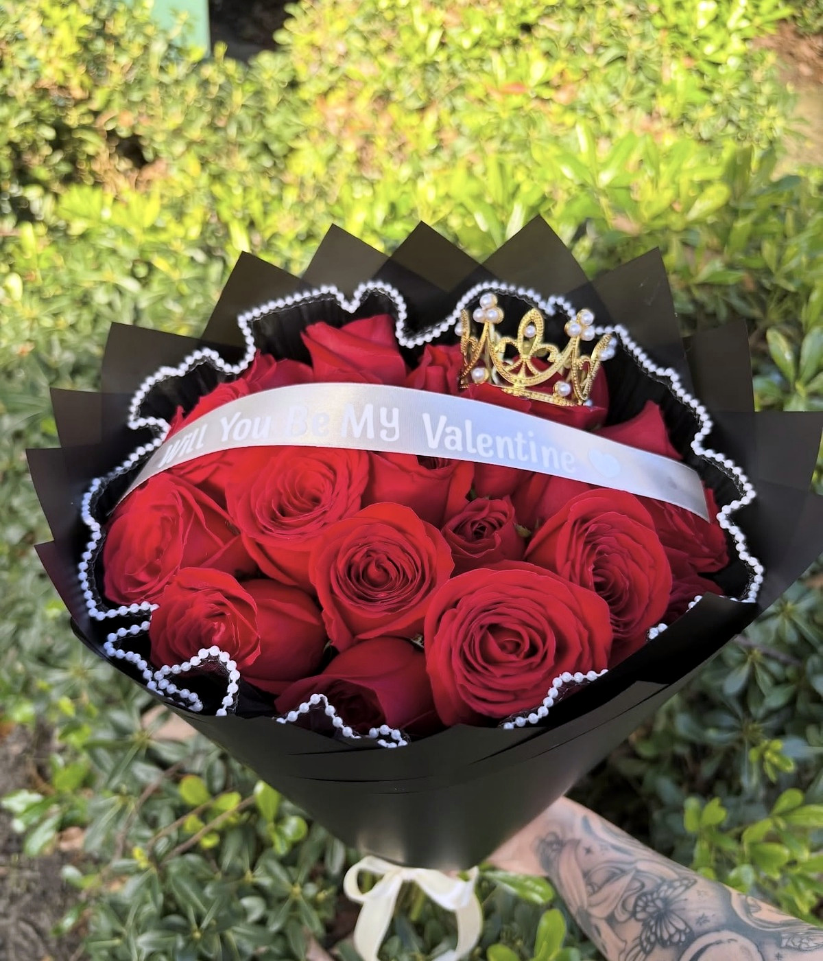 Red crown bouquet